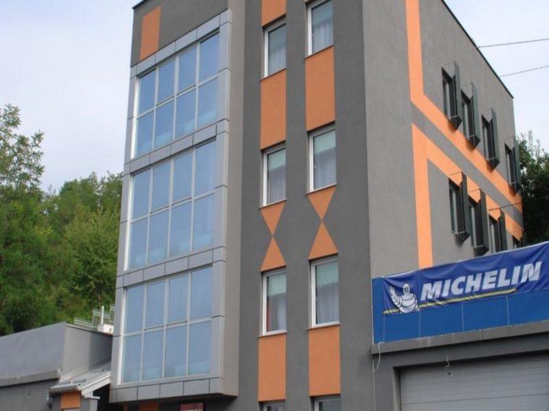 Tsc Pansion Hotel Saraievo Exterior foto